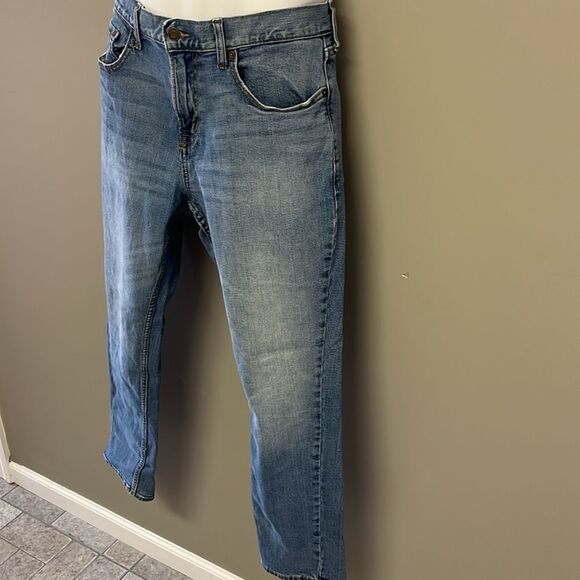 Old Navy Men’s Light Wash Faded Athletic Built-In Flex Straight Jeans- 33 X 30 - Picture 2 of 11